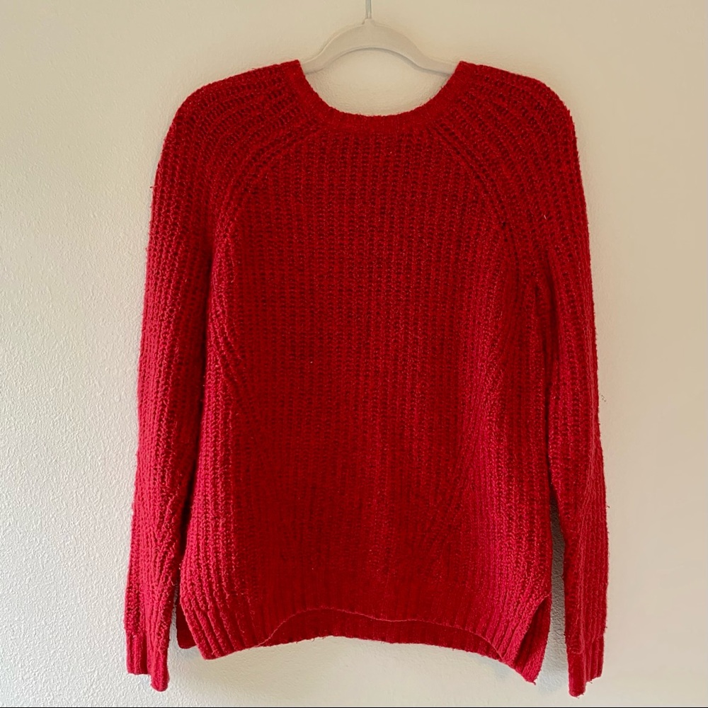 American Eagle Outfitters red knit crew neck sweater!